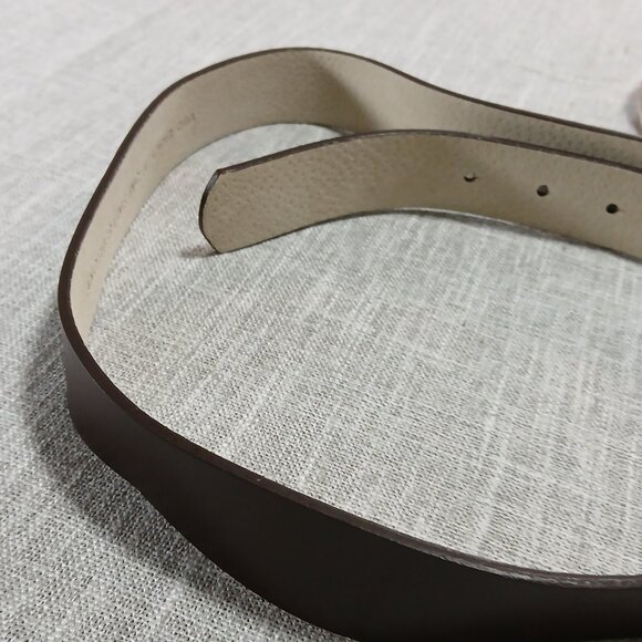 Another Line Dark Brown Leather Belt with Gold Frog Buckle with Rhinestone Eyes. - Picture 6 of 9